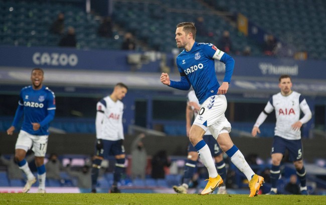 金投入上的 金投入上的